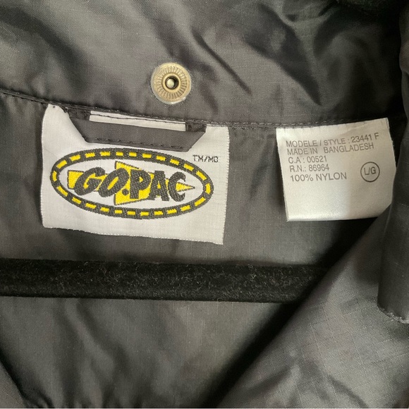 Vintage GO-PAC Convertible Backpack Nylon Jacket - Picture 7 of 15